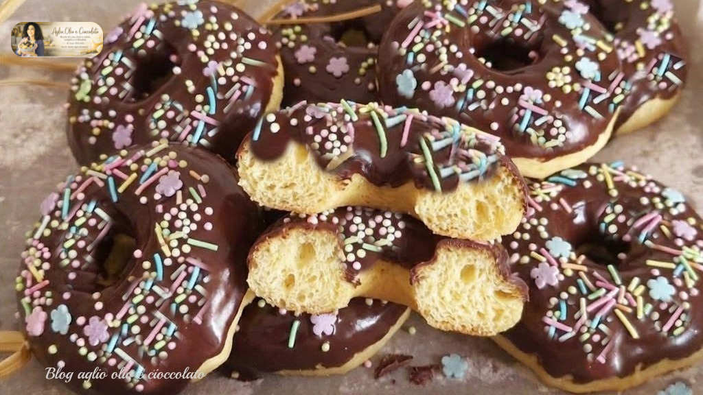 Zachte paasringetjes zoals die van oma met chocoladeglazuur