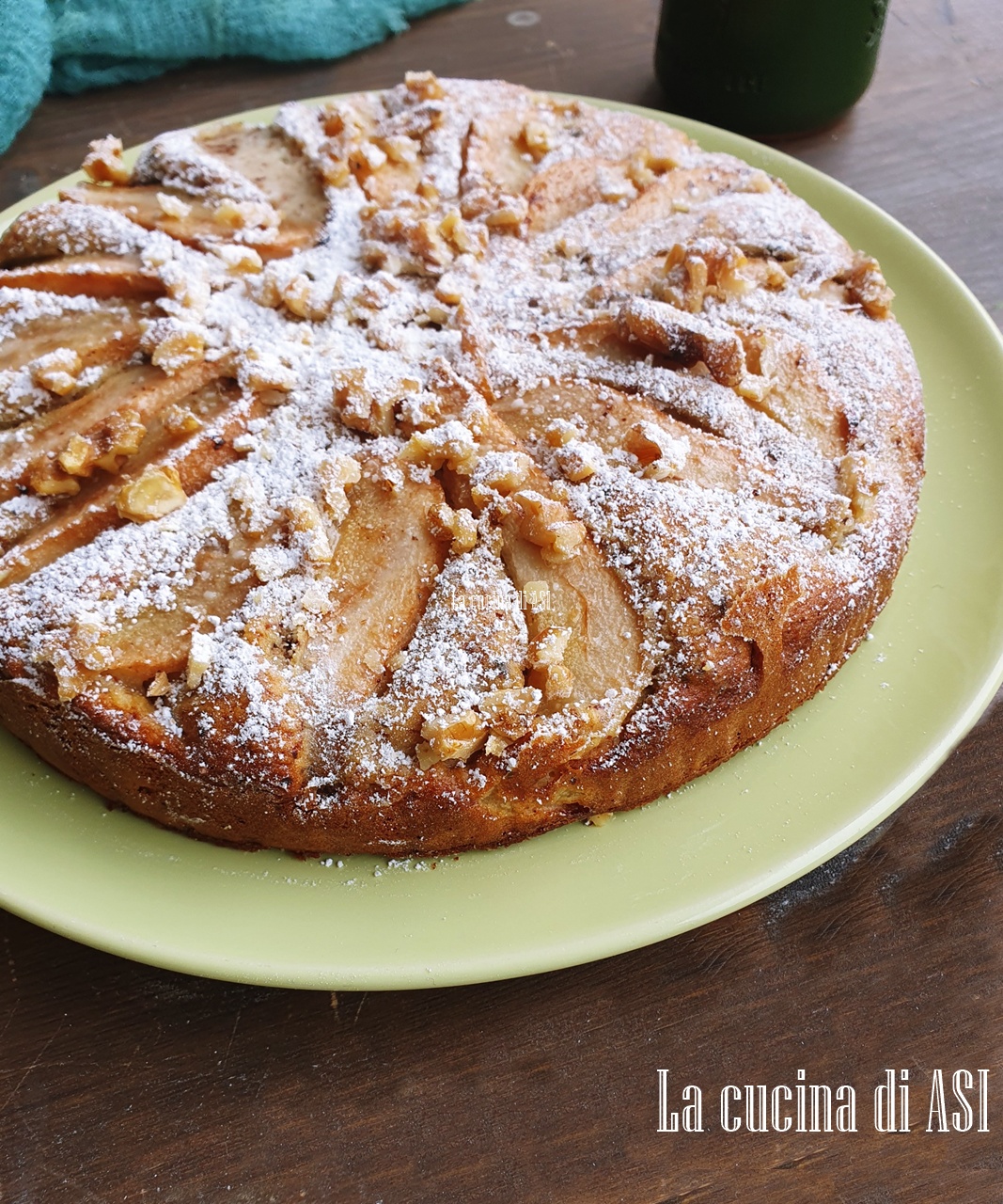 Rustieke perentaart met walnoten en pure chocolade