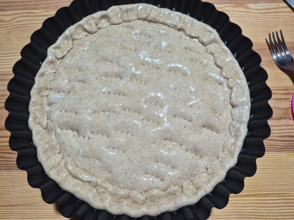 Rustieke Napolitaanse pizza rustica, gebakken in oven of in airfryer