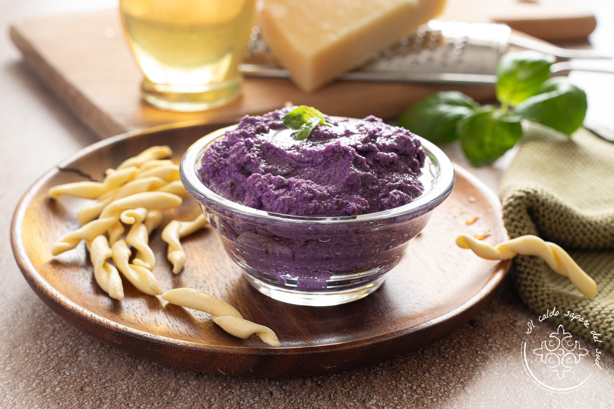 Pesto van paarse kool