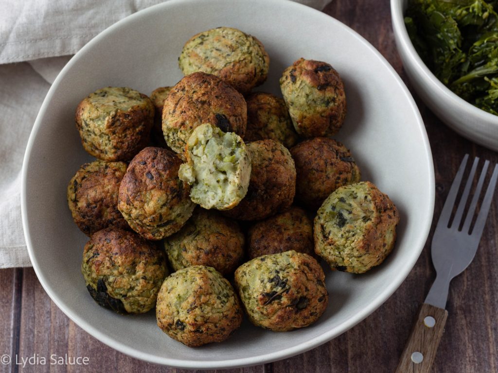 Aardappel- en broccoli-balletjes