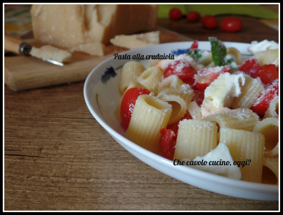 Pasta crudaiola met cherrytomaatjes en buffelmozzarella
