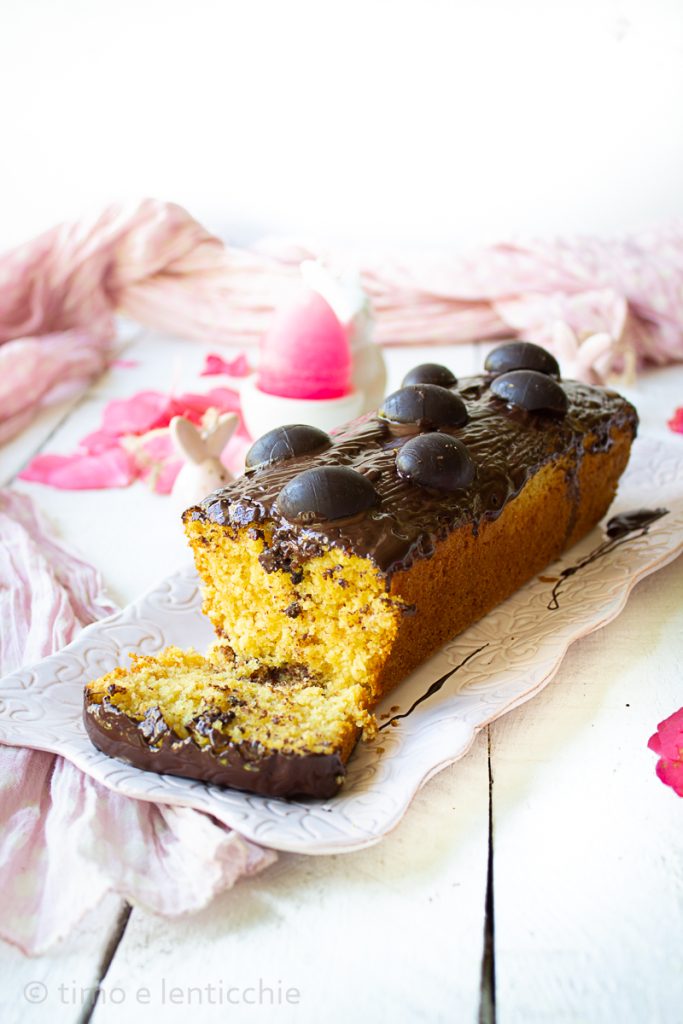 Plumcake met eitjes en sinaasappel