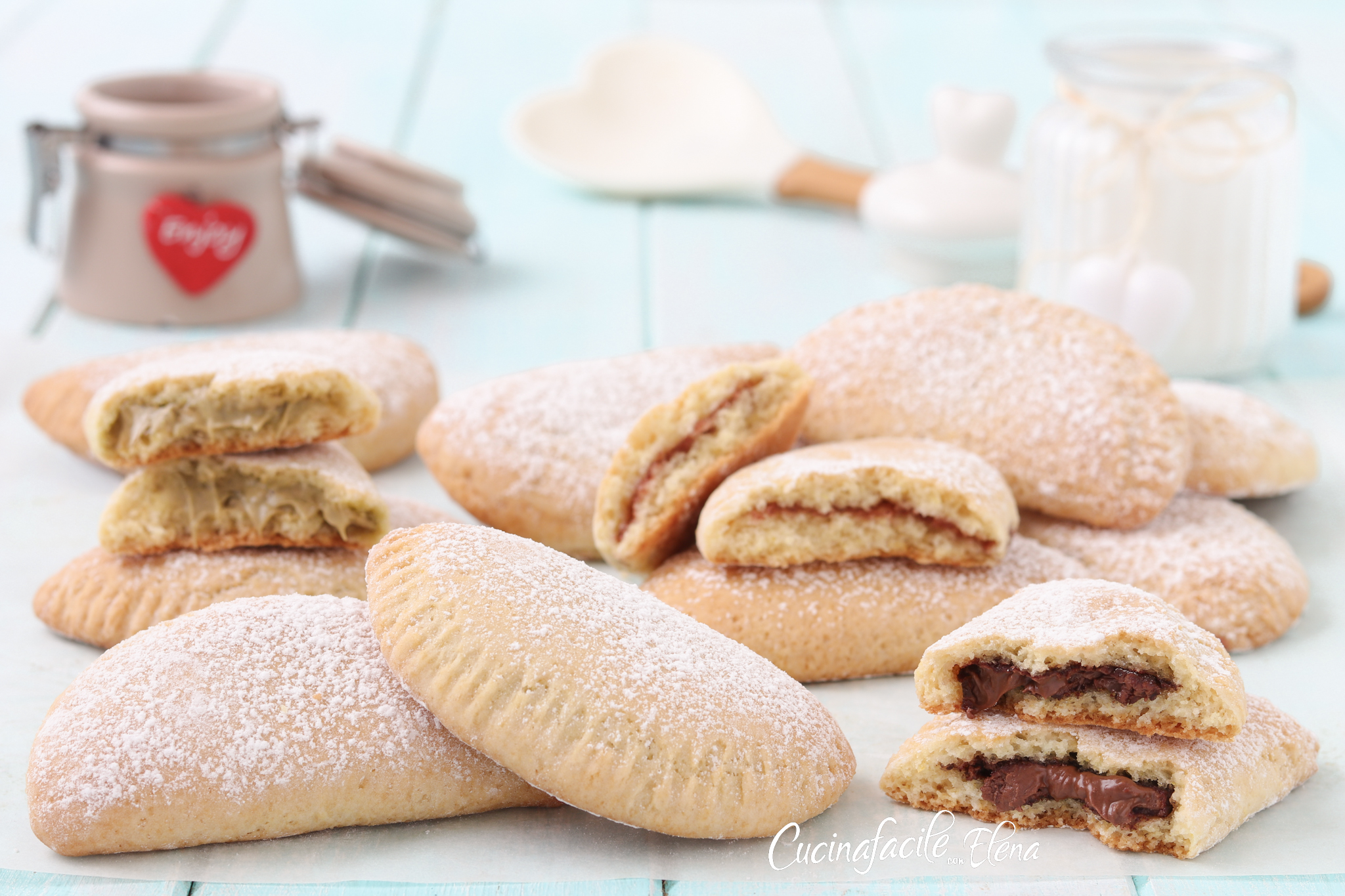 Halve maantjes met yoghurt