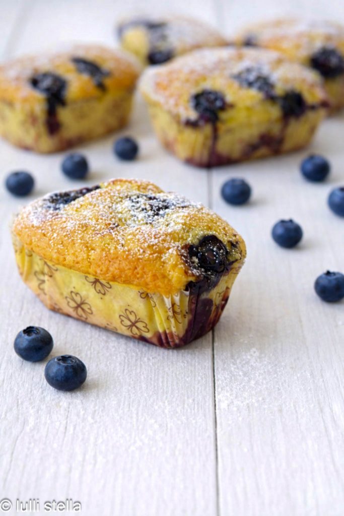 luchtige mini-plumcakes met bosbessen zonder gluten