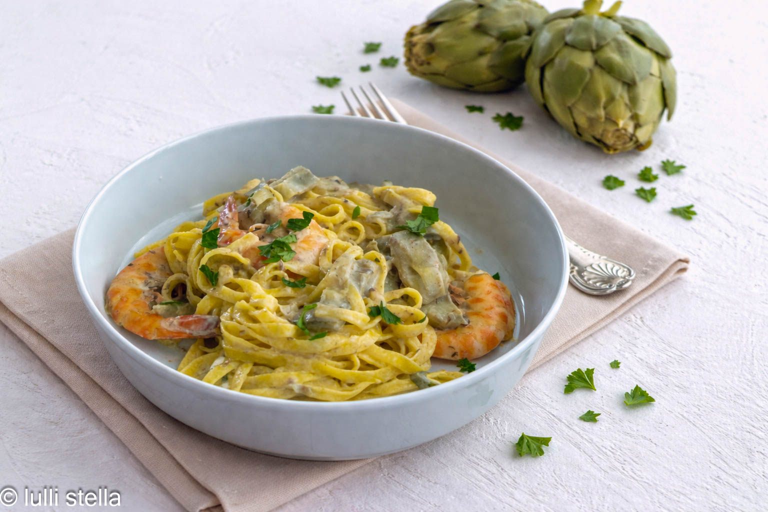 Glutenvrije tagliatelle met artisjokken en garnalen – fris en natuurlijk recept